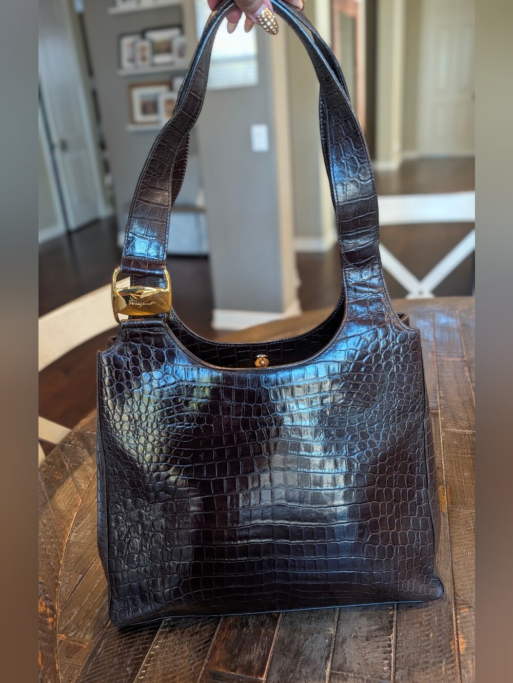 Salvatore Ferragamo Croc Embossed Shoulder Bag Km Brown